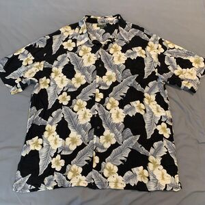 David Taylor Shirt Mens 2XL Black White Floral Hawaiian Button Up Rayon Casual
